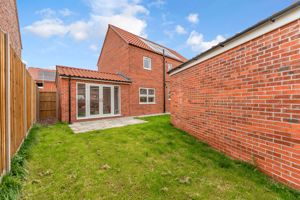 Photo 21- click for photo gallery